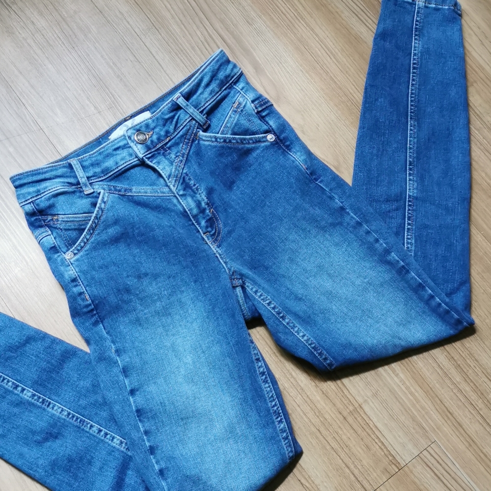 NWT FREE PEOPLE Riley Seamed Skinny Blue Jeans